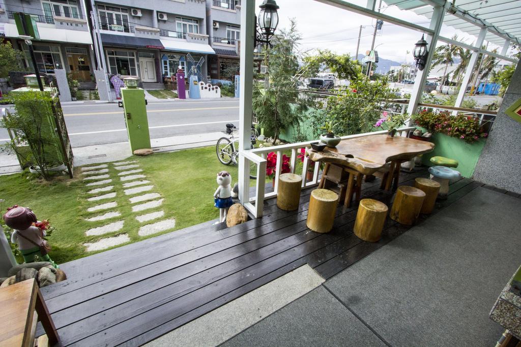 Vicking Guesthouse Taitung ภายนอก รูปภาพ