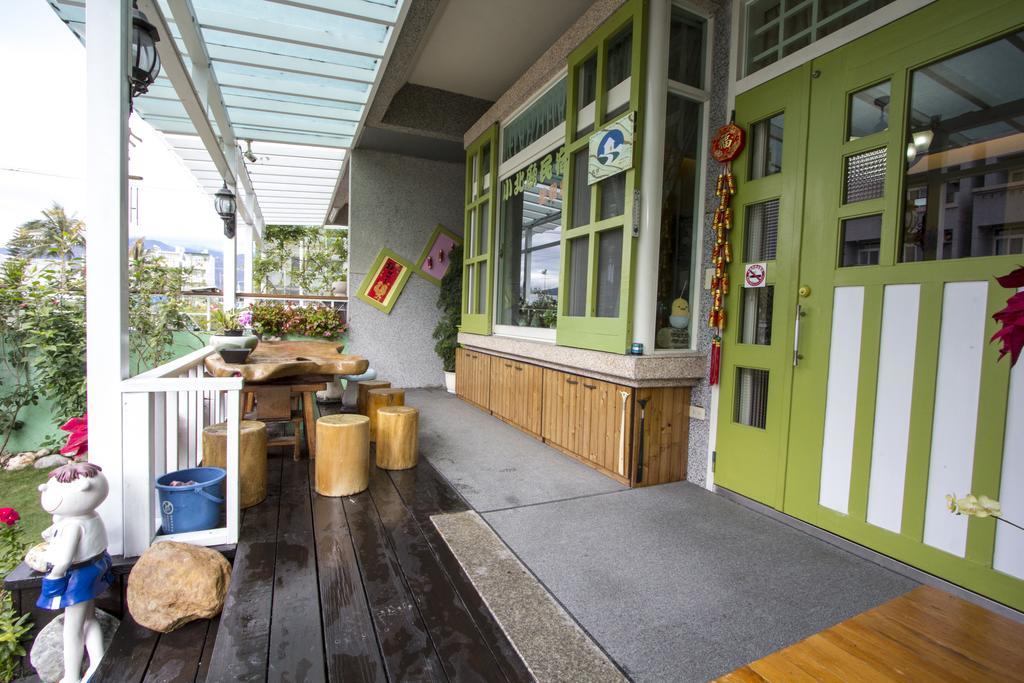 Vicking Guesthouse Taitung ภายนอก รูปภาพ