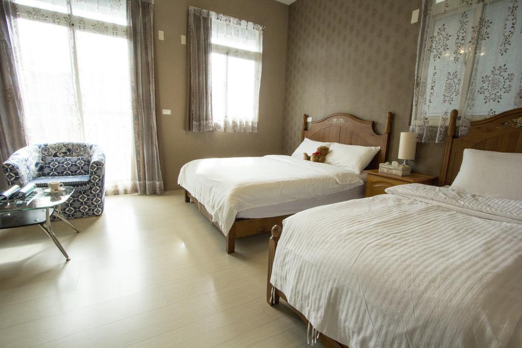 Vicking Guesthouse Taitung ภายนอก รูปภาพ